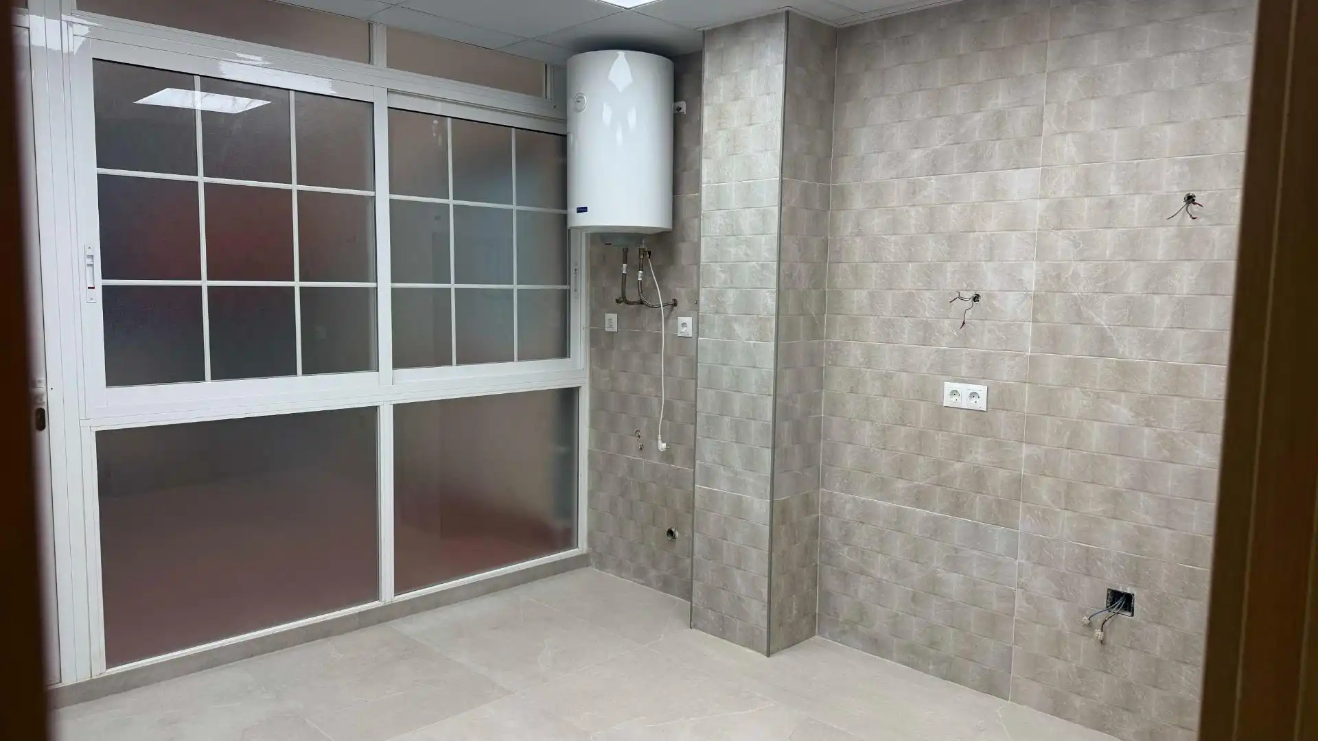 Bathroom of Flat for sale in Deltebre  with Air Conditioner, Heating and Terrace