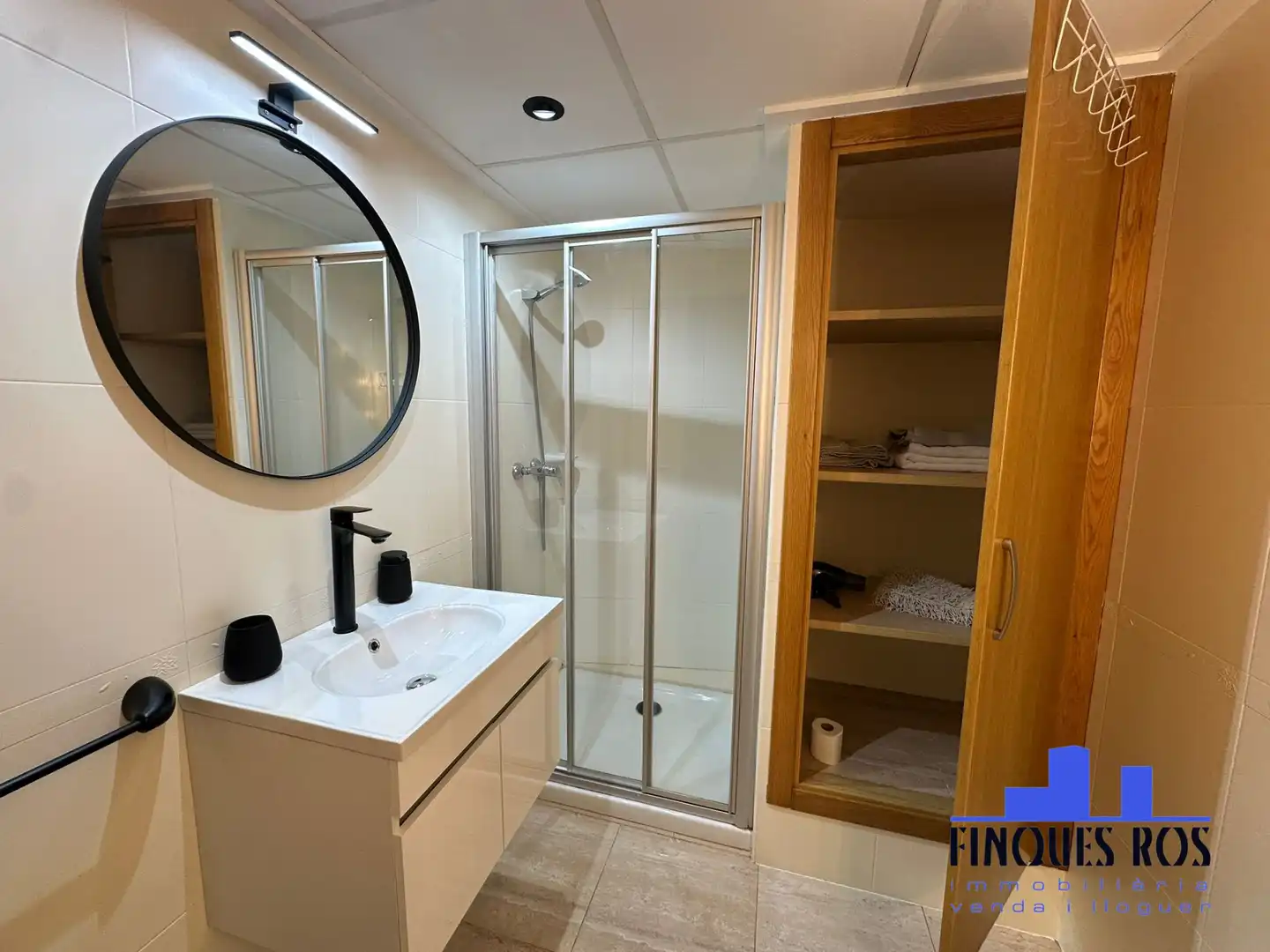 Bathroom of Flat for rent in Vinaròs  with Air Conditioner, Heating and Furnished