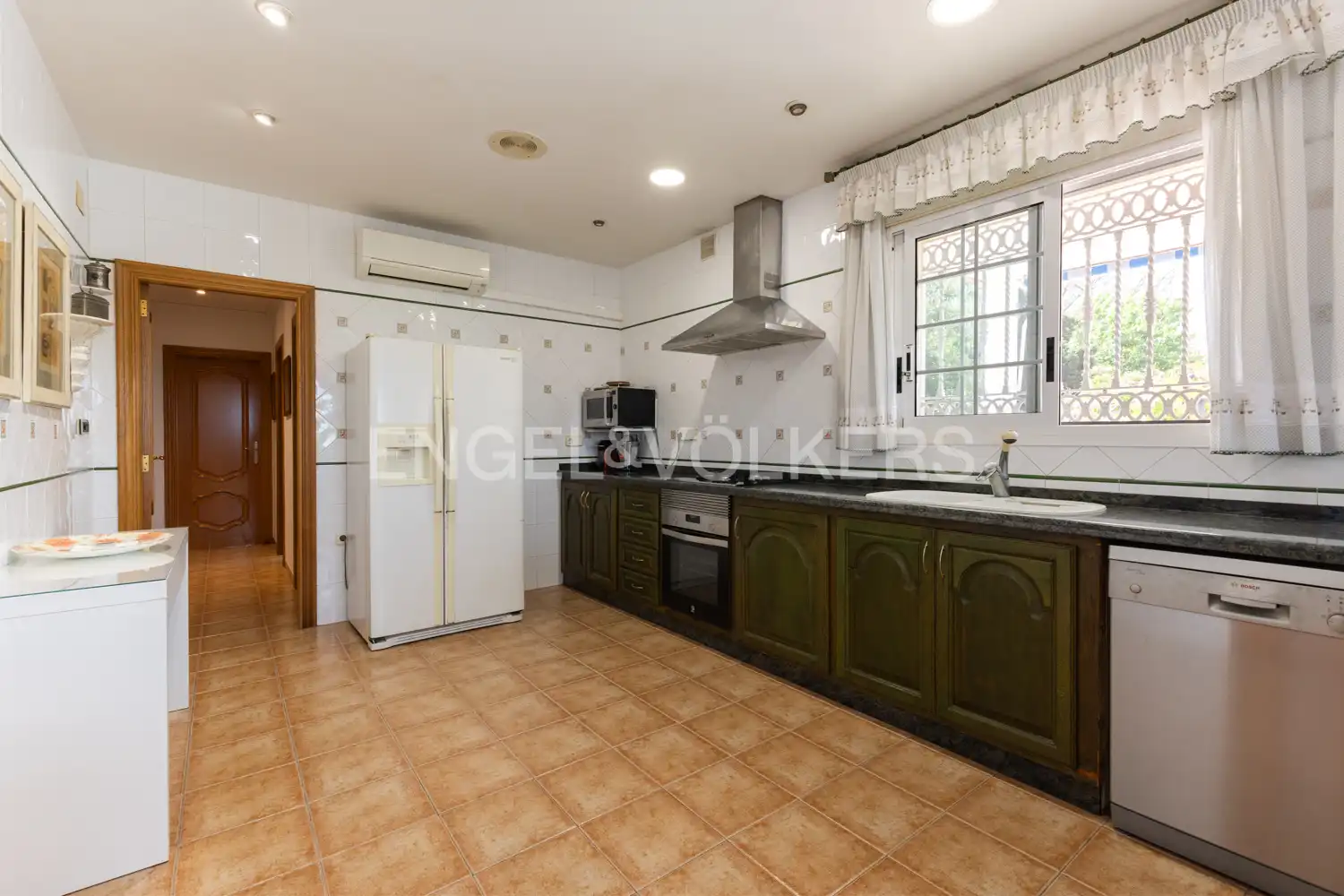 Cocina de Finca rústica en venta en Piles con Aire acondicionado, Calefacción y Jardín privado