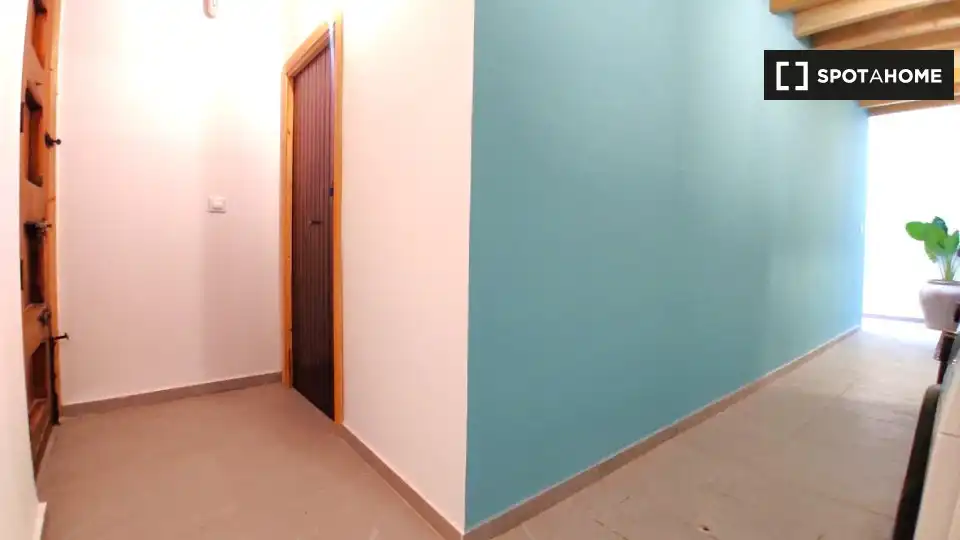 Room in Barrio de Benicalap
