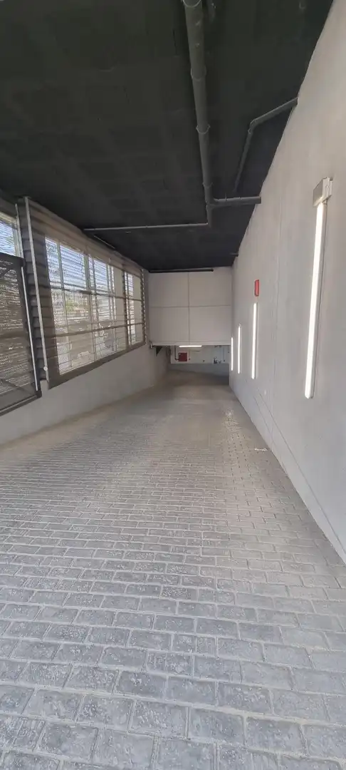 Parking de Piso en venta en Sevilla con Aire acondicionado, Jardín privado y Terraza