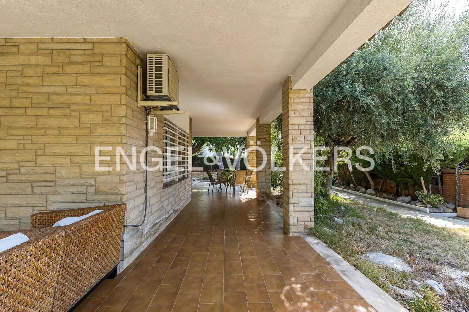 Terrassa de Casa o xalet en venda en Cubelles amb Aire condicionat, Calefacció i Parquet