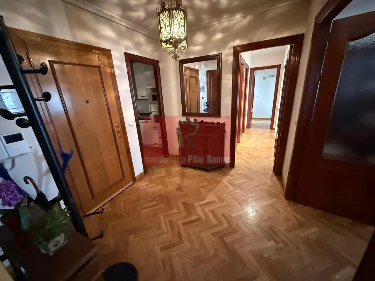 Piso en venta en León Capital  con Calefacción, Parquet y Terraza