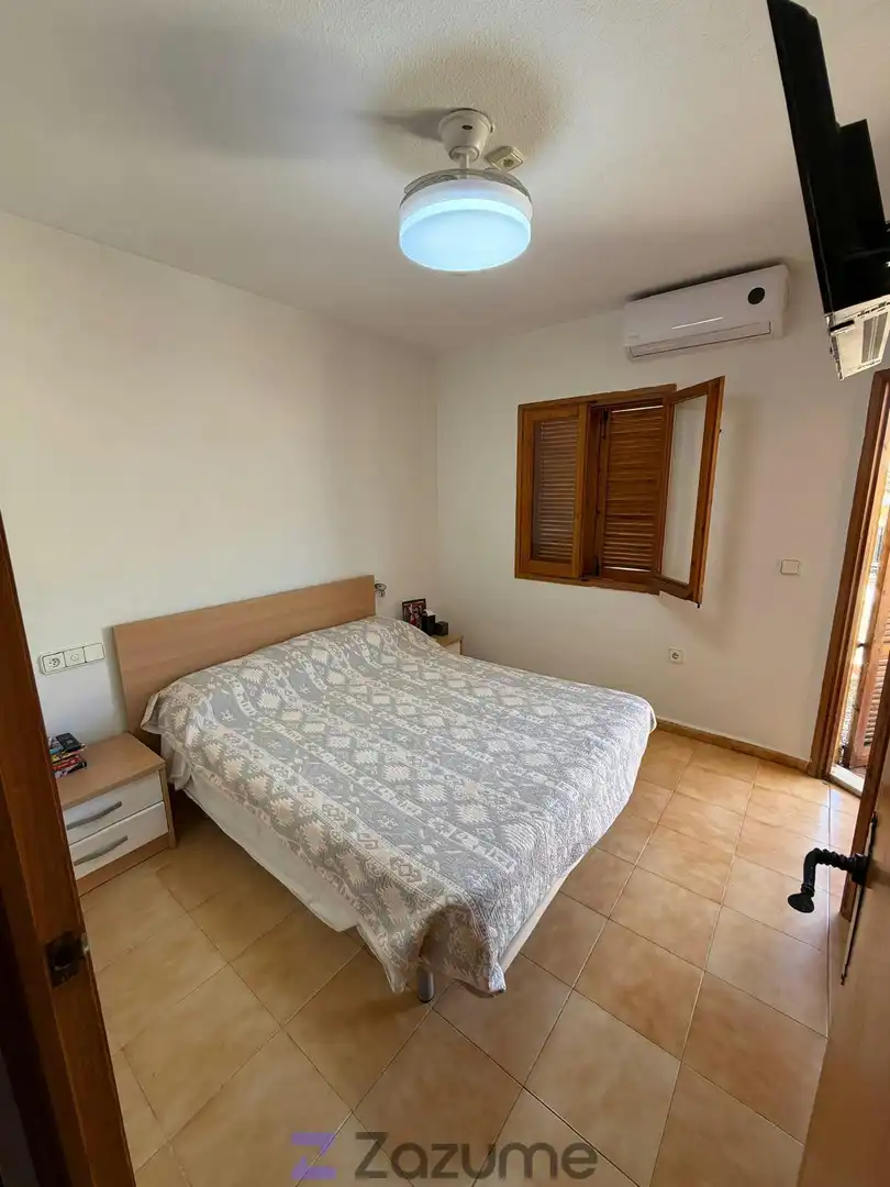 Bedroom of Detached homes for rent in Sueca  with Air Conditioner, Terrace and Swimming Pool