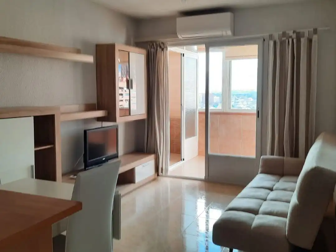 Wohnzimmer von Wohnung zur Miete in Fuencarral - El Pardo