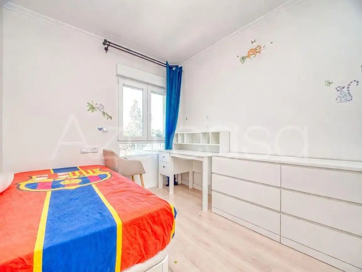Dormitori de Casa o xalet en venda en Sant Joan d'Alacant amb Aire condicionat, Calefacció i Jardí privat