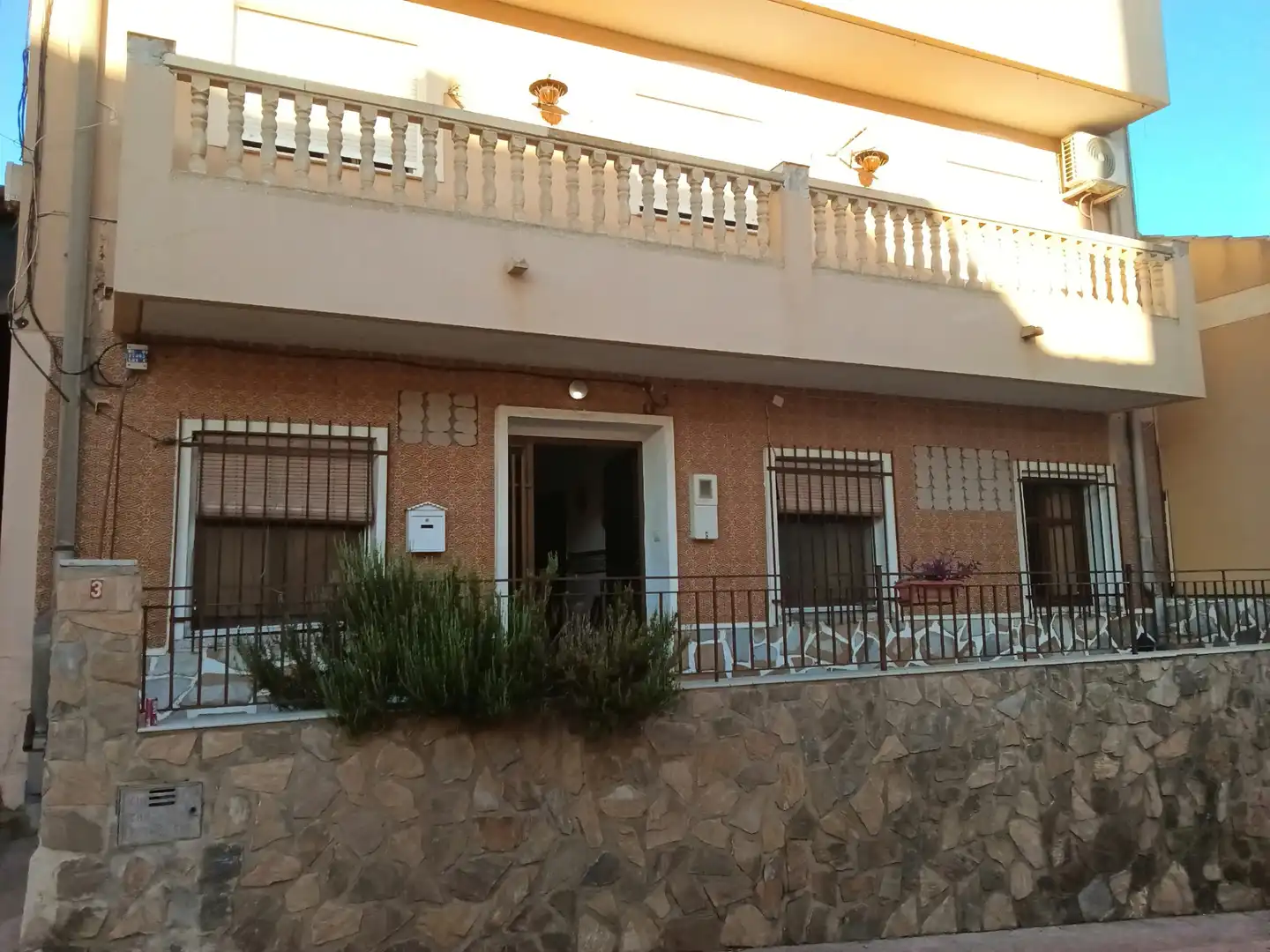 Vista exterior de Casa o xalet en venda en Mazarrón Casco Urbano