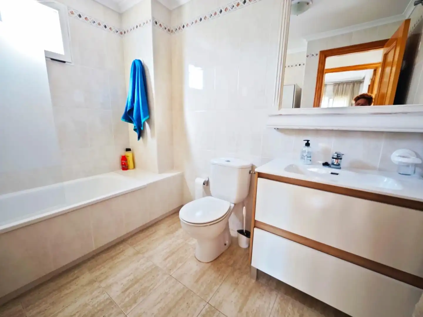 Apartments for rent in Avenida Avenida Costa Blanca, Los Arenales del Sol