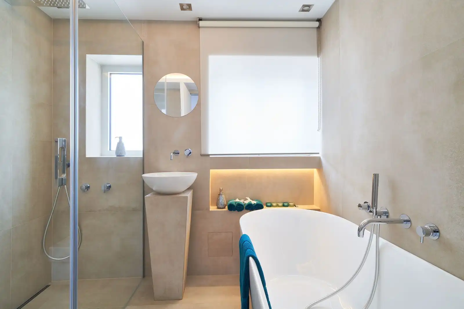 Baño de Piso en venta en Marbella con Aire acondicionado, Amueblado y Microondas