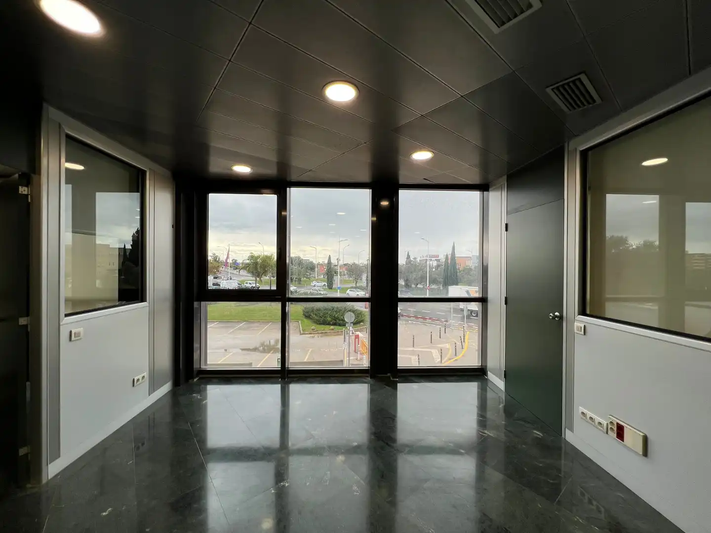 Locale commerciale in affitto a Nord, imagen 11