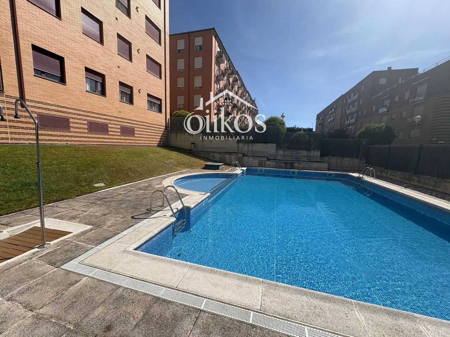 Piso en venta en Salamanca con Calefacción, Parquet y Piscina