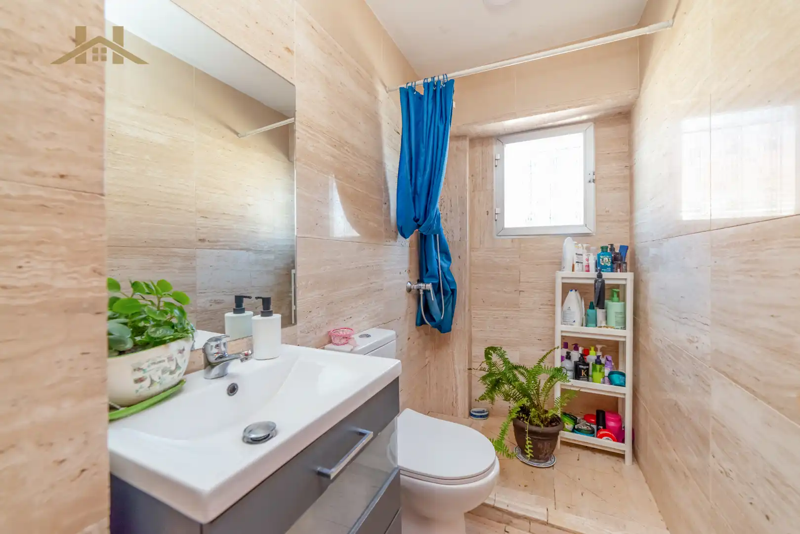 Baño de Casa o chalet en venta en Madrid con Aire acondicionado, Calefacción y Jardín privado