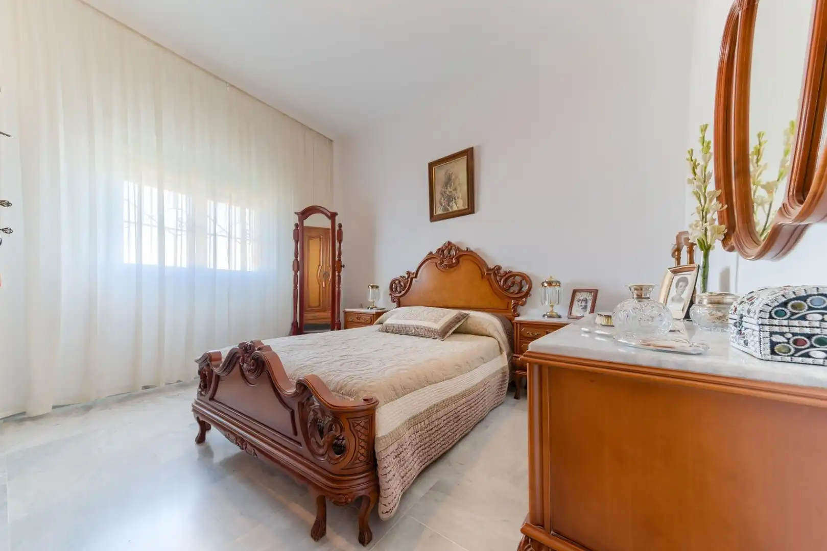 Bedroom of Houses for sale in Espartinas  with Air Conditioner, Private garden and Terrace