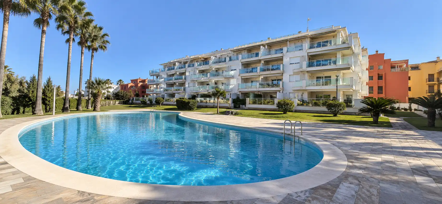 Apartament amb piscina en venda a Carretera les Marines Racons a Dénia, imagen 2