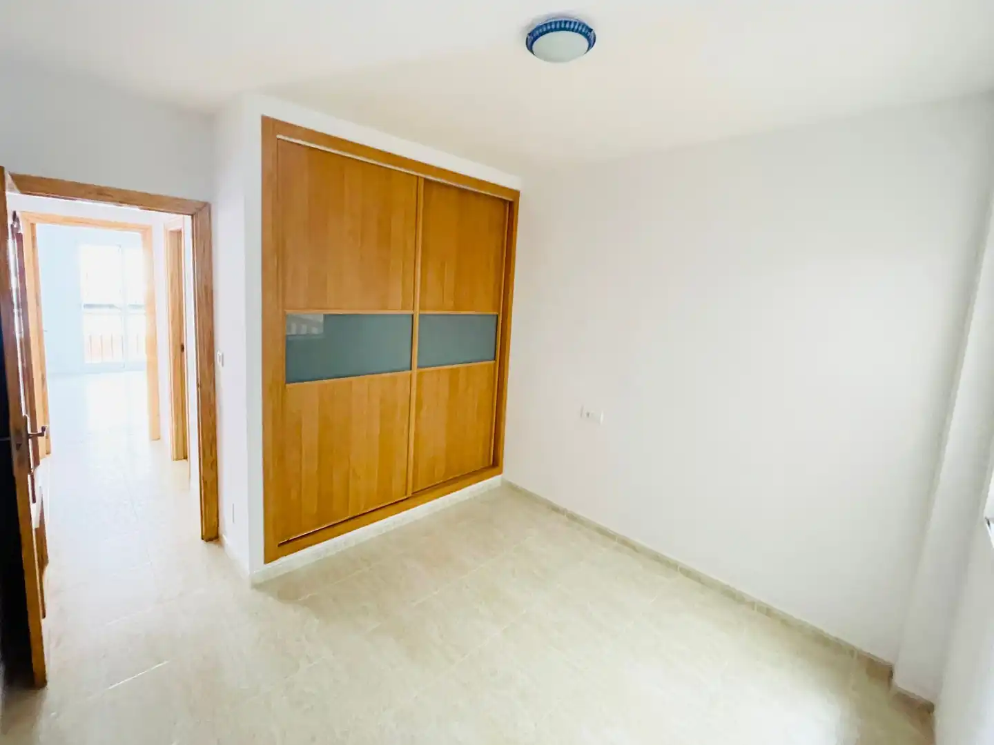 Habitación de Piso en venta en Torrox con Terraza, Horno y Piscina comunitaria