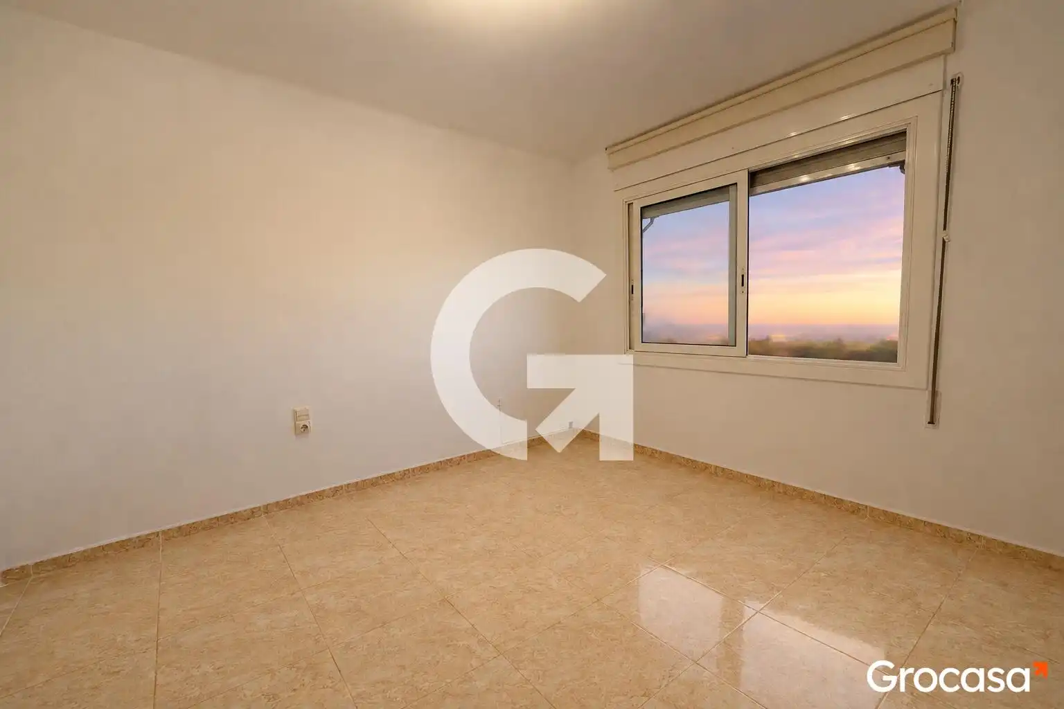 Bedroom of Flat for sale in Mataró  with Air Conditioner, Heating and Oven
