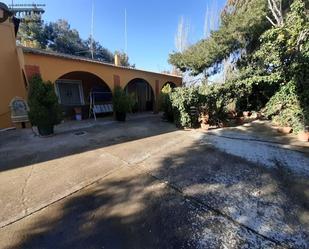 Vista exterior de Finca rústica en venda en La Gineta amb Terrassa