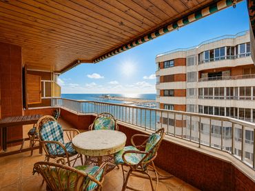 Apartament amb piscina en venda a Avenida Avenida Doctor Gregorio Marañón 41