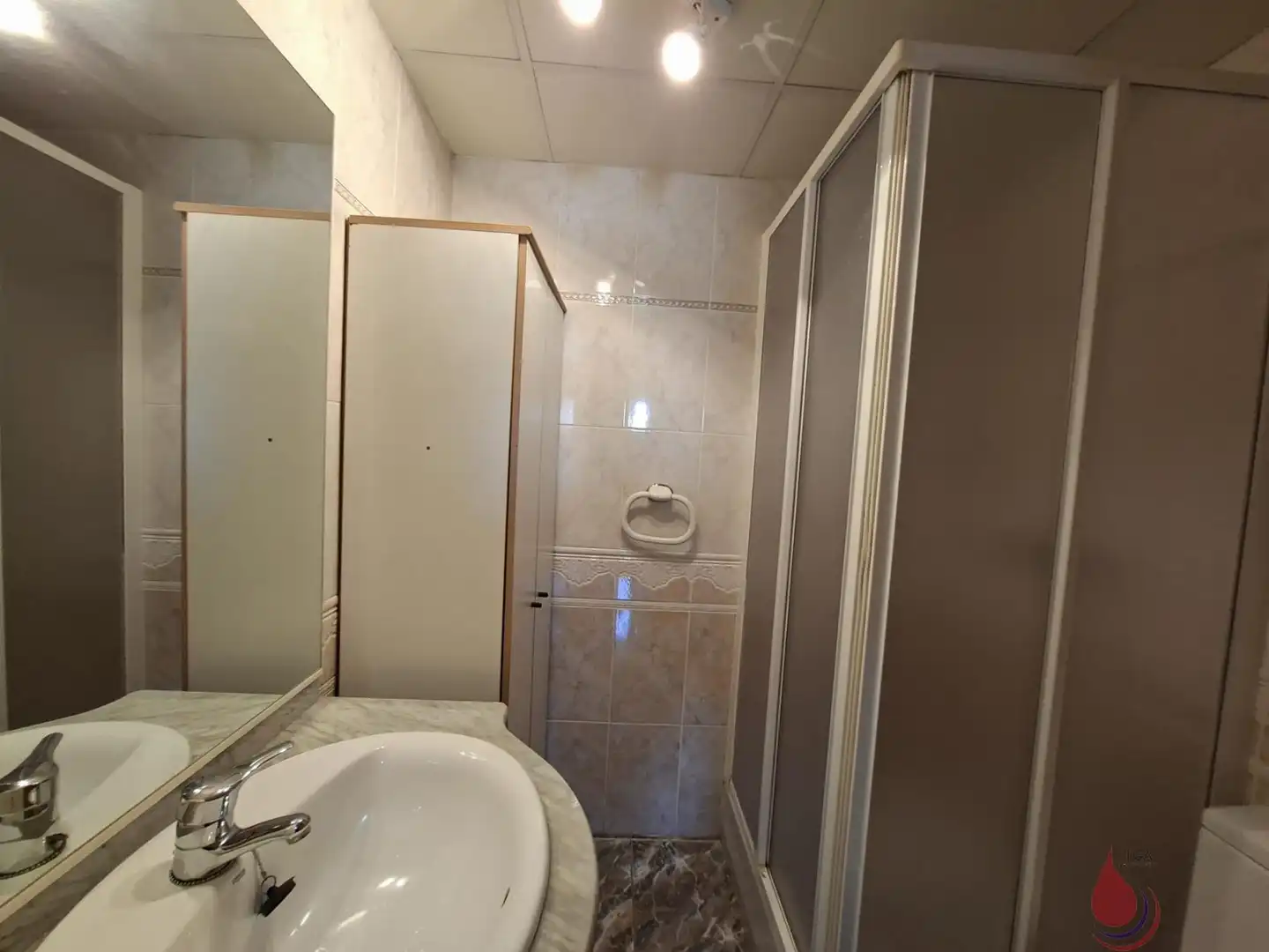 Bathroom of Flat for sale in El Vendrell  with Heating, Terrace and Balcony