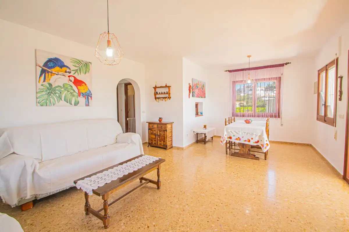 Living room of Houses for sale in Calpe / Calp  with Air Conditioner, Heating and Private garden
