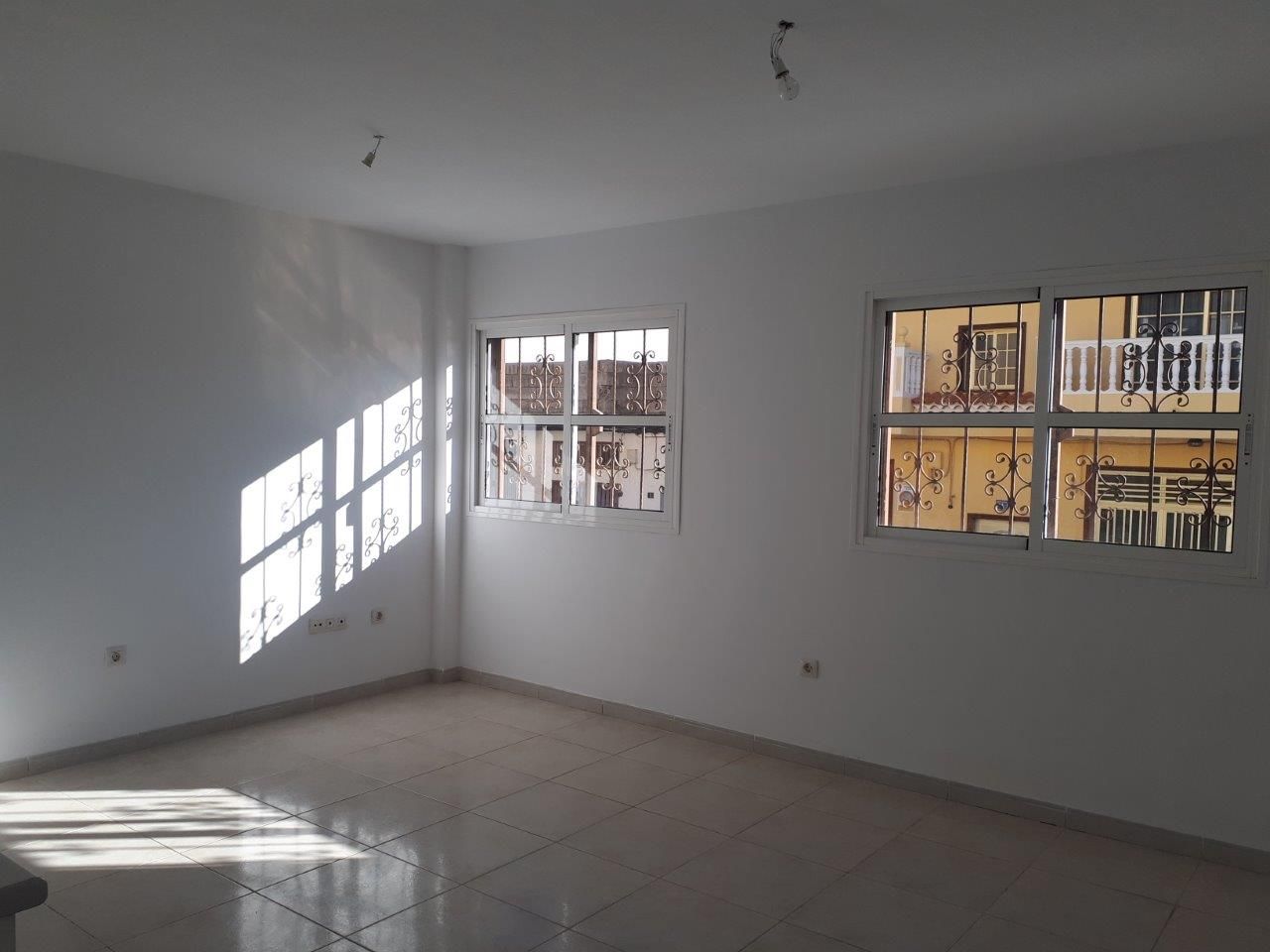 Flat for sale in Arona