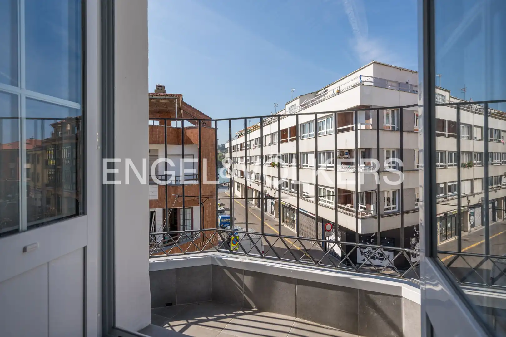 Flat for sale in Luanco - Aramar - Antromero
