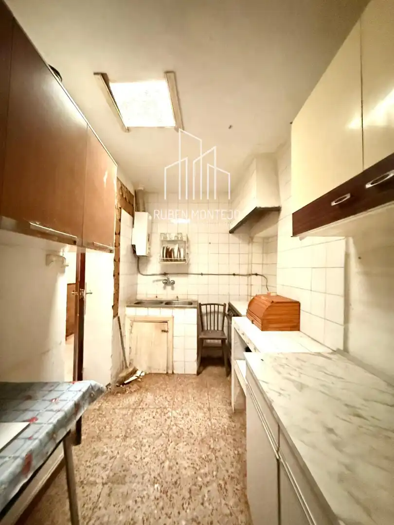 Kitchen of Houses for sale in Zarapicos  with Terrace