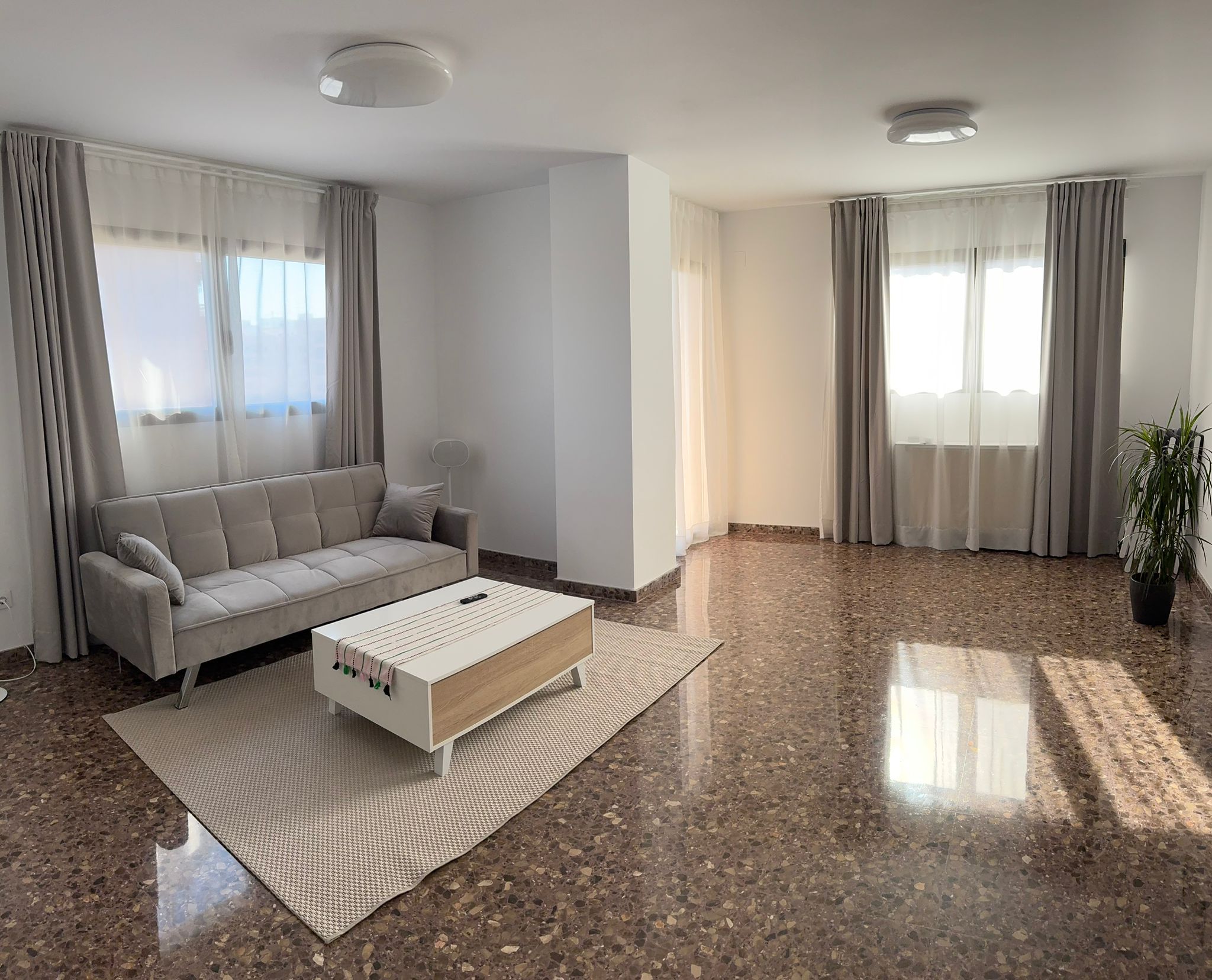 Sala d'estar de Pis de lloguer en  Valencia Capital amb Aire condicionat, Calefacció i Terrassa