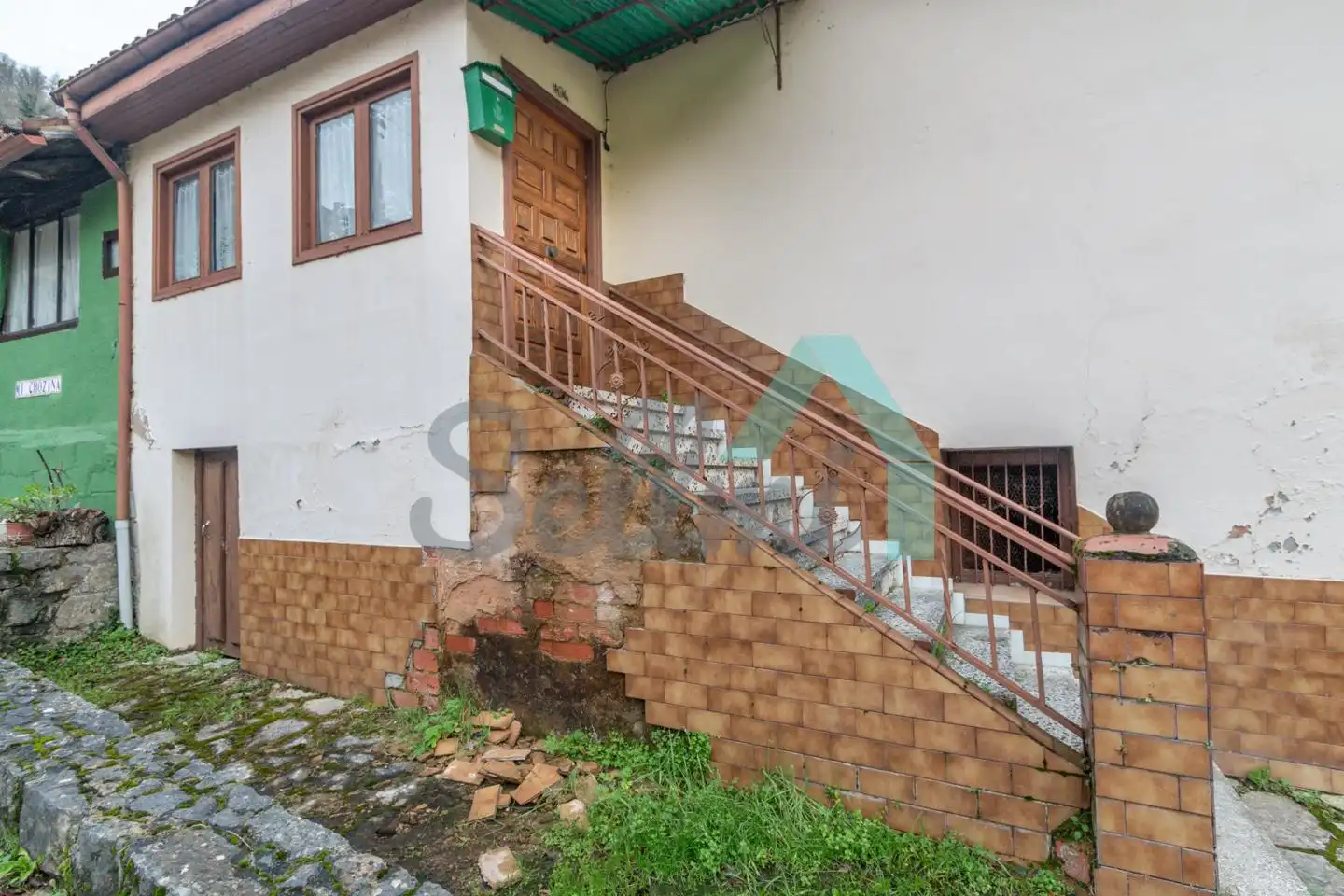Vista exterior de Casa adosada en venta en Quirós con Calefacción y Trastero