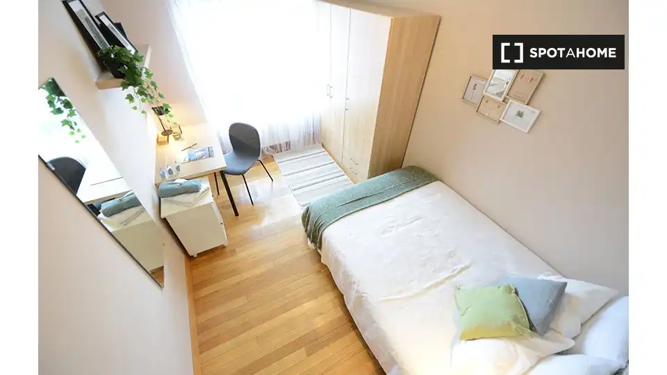 Zimmer in Txurdinaga