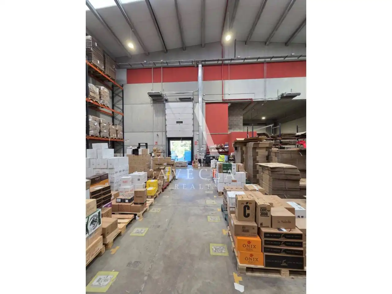 Nau industrial de lloguer en Rubí