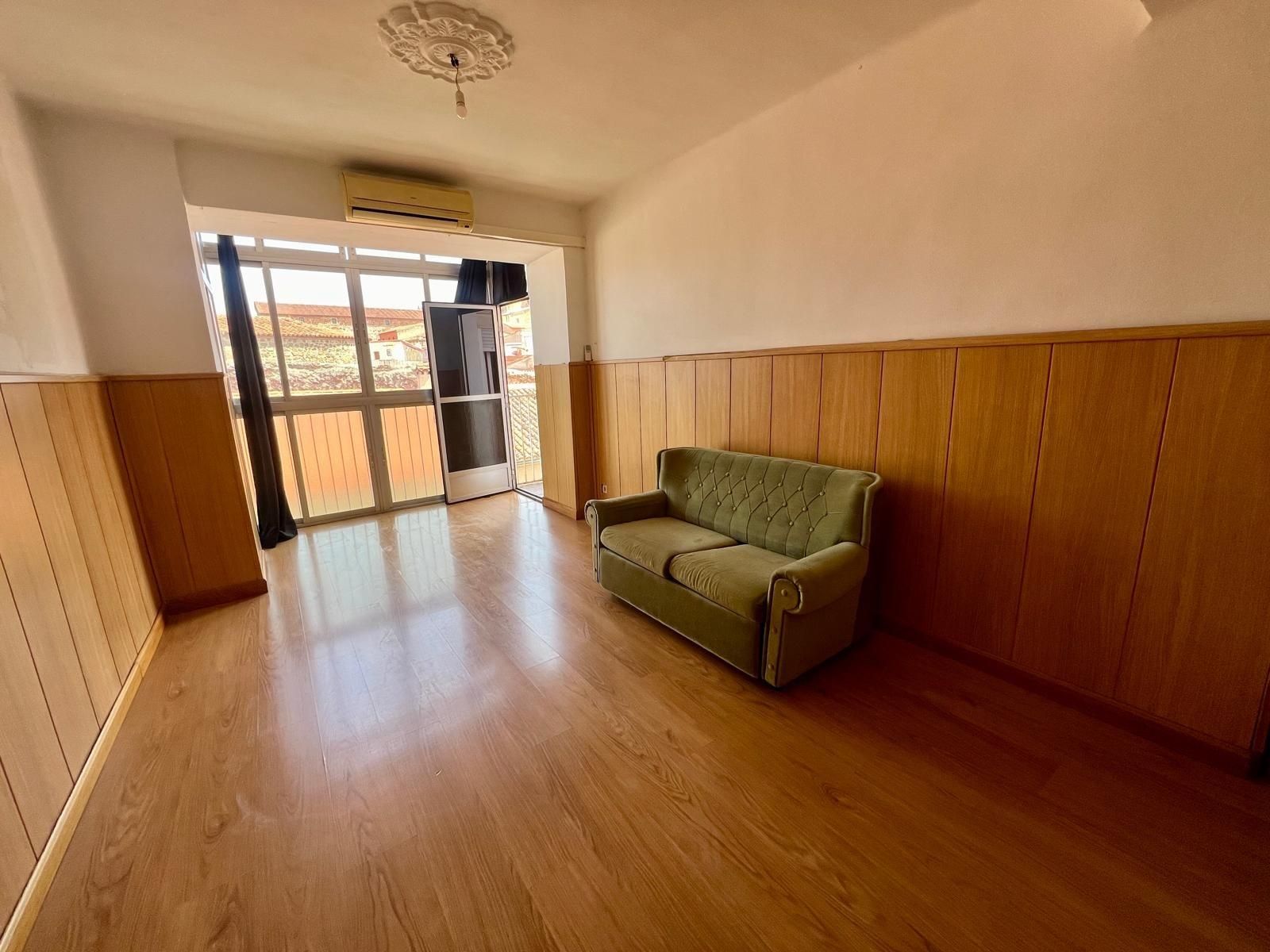 Sala d'estar de Pis en venda en Plasencia amb Terrassa