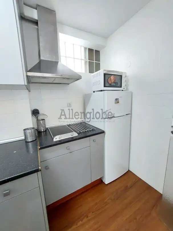Apartament de lloguer a Calle Martínez Marina, Fontán