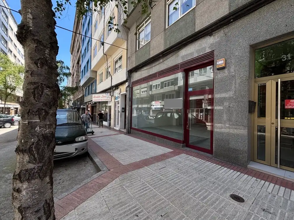 Vista exterior de Local de lloguer en A Coruña Capital 