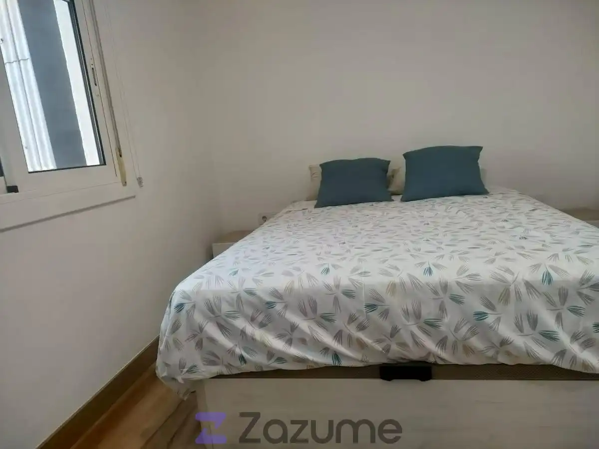 Bedroom of Attic for rent in Sant Boi de Llobregat  with Air Conditioner, Heating and Parquet flooring