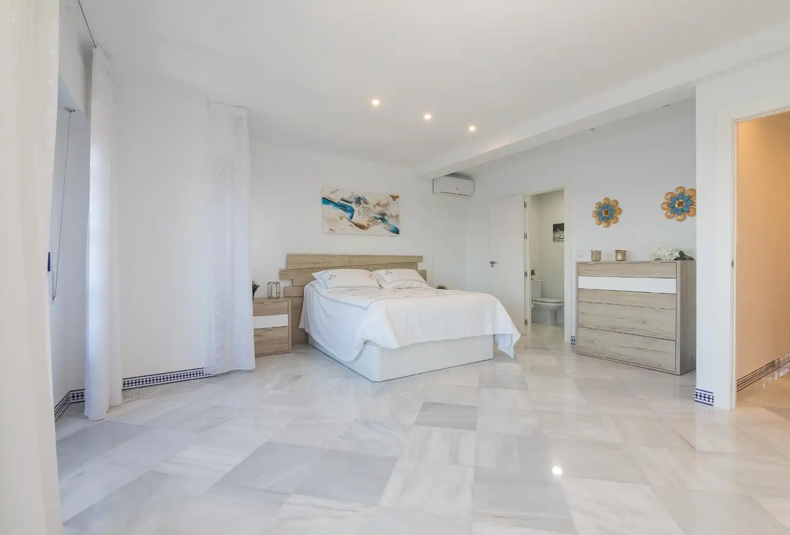 Habitación de Casa o chalet en venta en Santa Pola con Aire acondicionado, Calefacción y Jardín privado