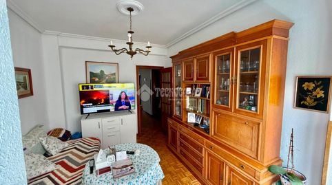 Foto 3 de Piso en venta en Numancia - San Fernando, Santander