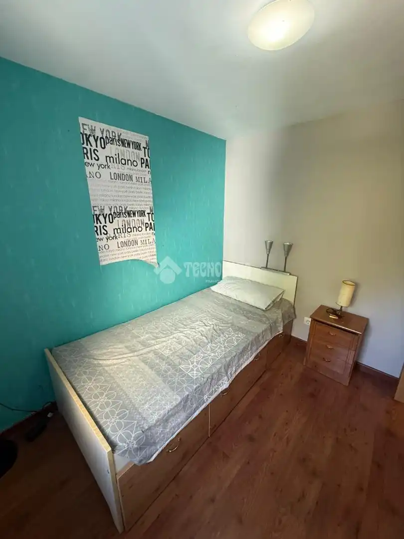 Bedroom of Flat for sale in Carabanchel