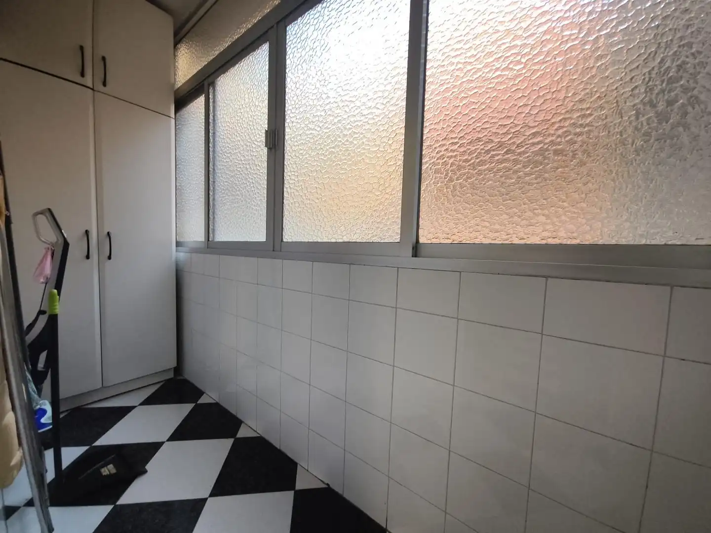 Bany de Pis de lloguer en Granada amb Aire condicionat, Calefacció i Terrassa