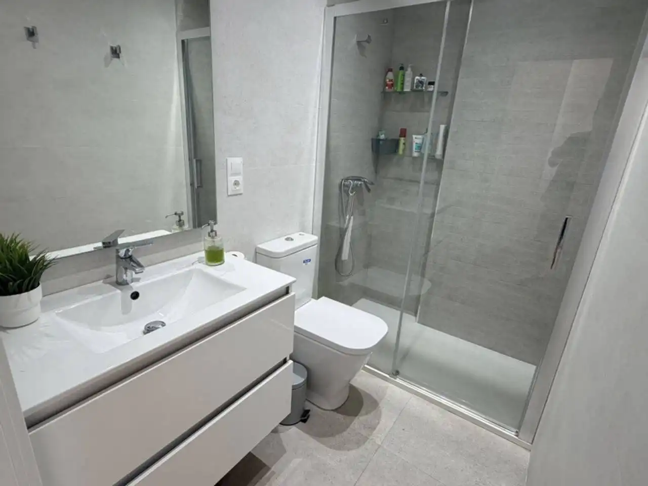 Bany de Apartament de lloguer en Almuñécar