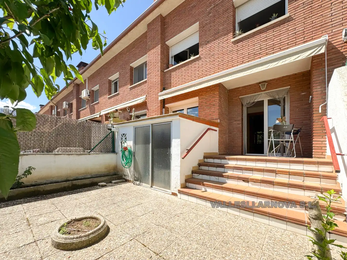 Vista exterior de Casa o chalet en venta en Mollet del Vallès con Calefacción, Jardín privado y Parquet