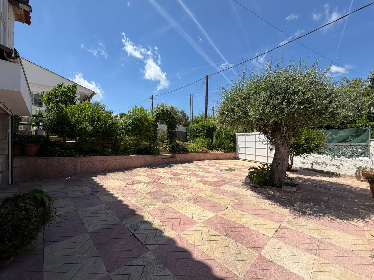 Garden of Houses for sale in Canyelles  with Air Conditioner, Heating and Private garden