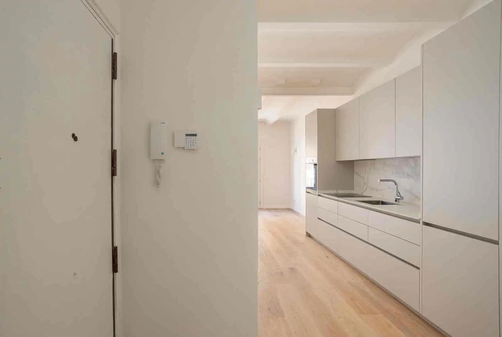 Cocina de Piso en venta en Barcelona con Parquet y Balcón