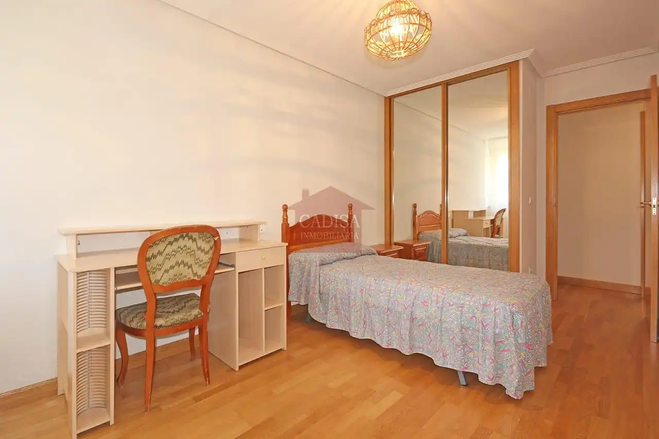 Bedroom of Flat for rent in Salamanca  with Heating, Storage room and Furnished