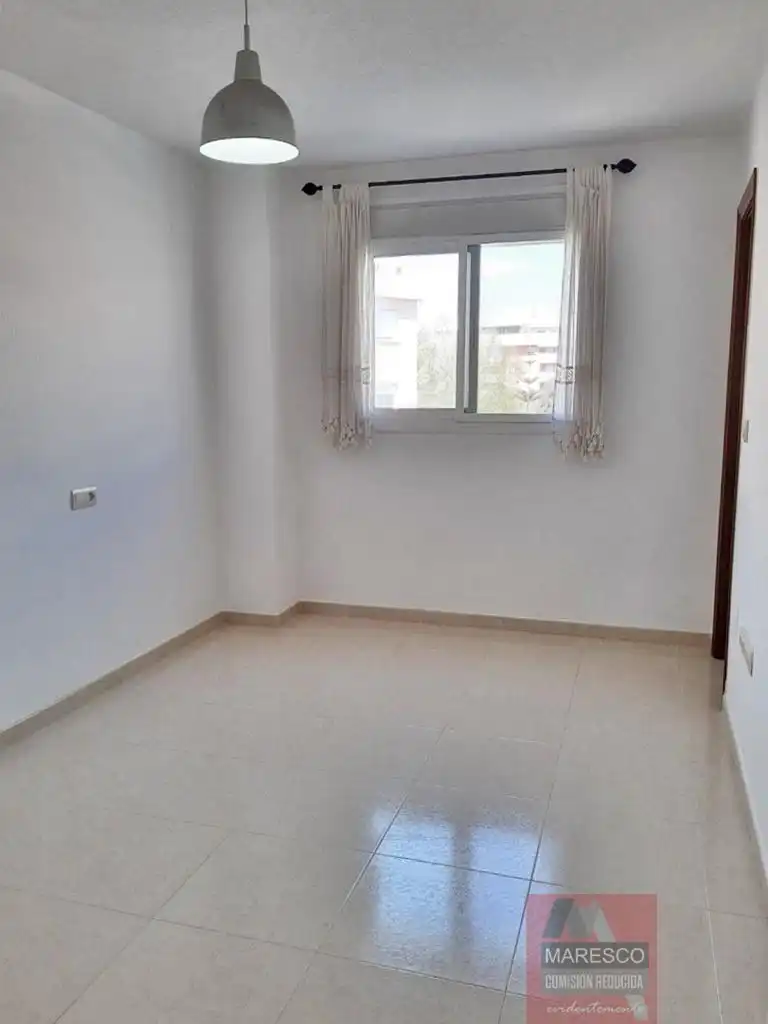 Apartament amb ascensor en venda a Leon Felipe, imagen 22
