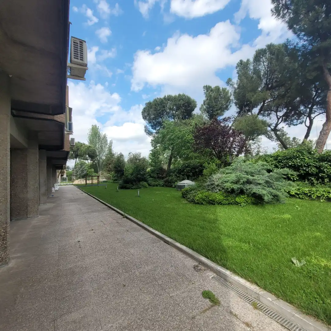 Exterior view of Duplexes for sale in Madrid  with Heating, Parquet flooring and Terrace