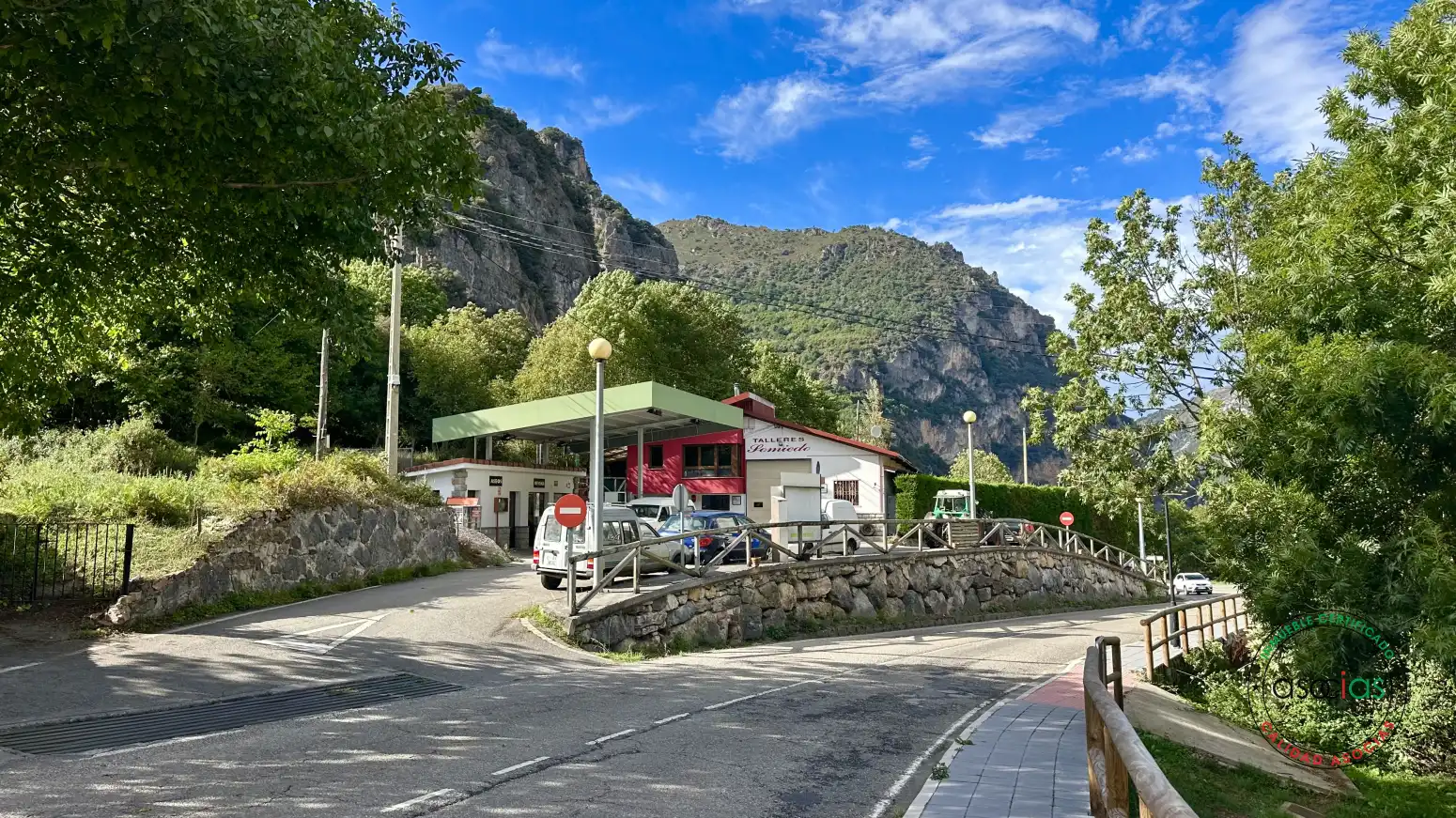 Business premises for sale in Pola de Somiedo - POLA DE SOMIEDO