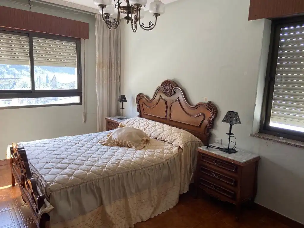 Habitación de Finca rústica en venta en Palacios del Sil con Calefacción, Terraza y Balcón