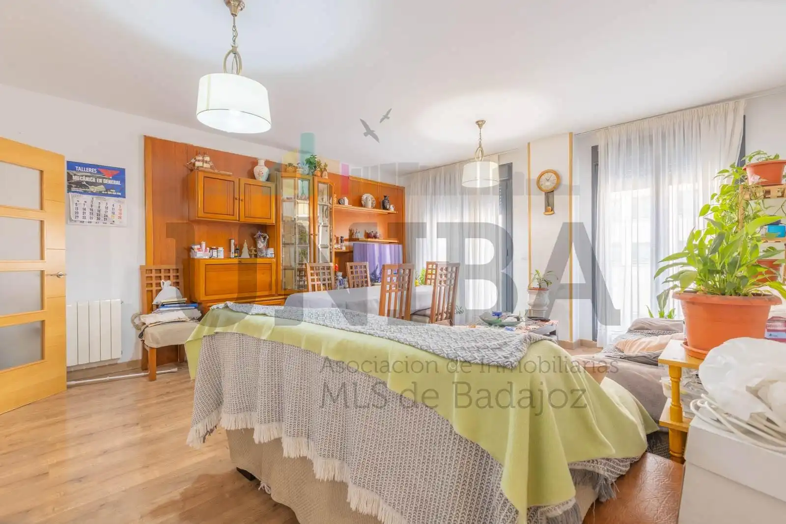 Sala d'estar de Pis en venda en Badajoz amb Aire condicionat i Calefacció
