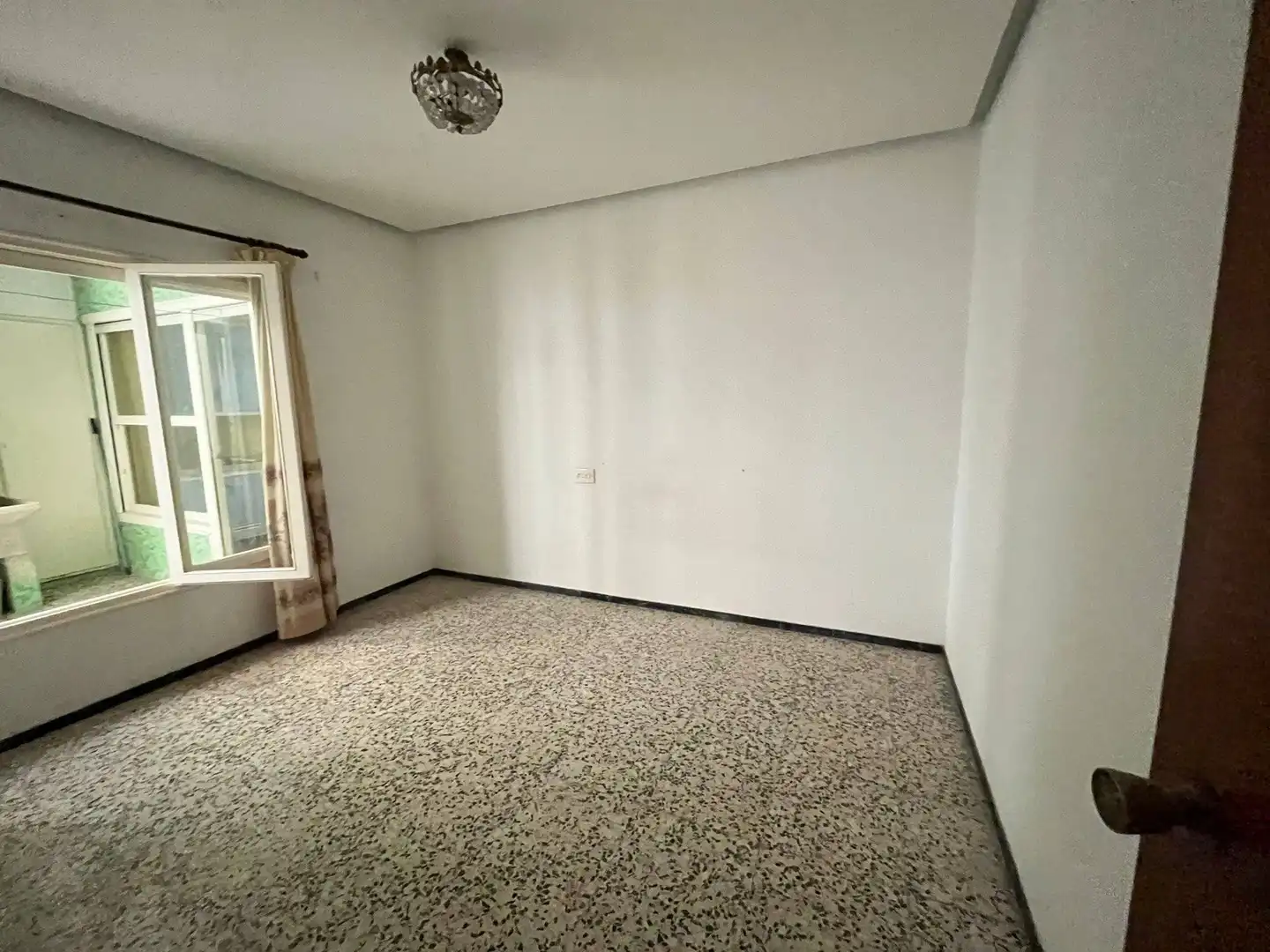 Flat for sale in Elche / Elx  with Storage room and Balcony